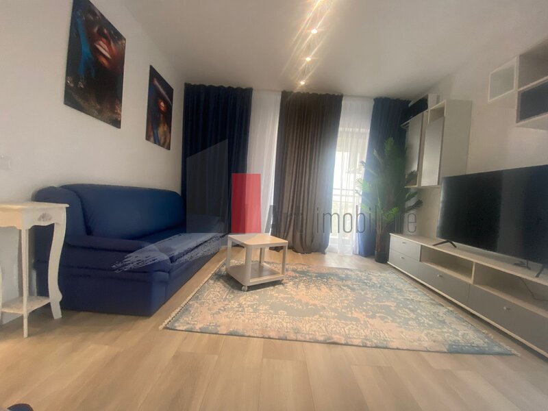 Grozavesti, Regie, apartament cu 2 camere cu centrala+loc de parcare.
