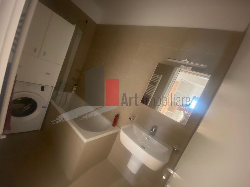 Grozavesti, Regie, apartament cu doua camere cu centrala+loc de parcare.